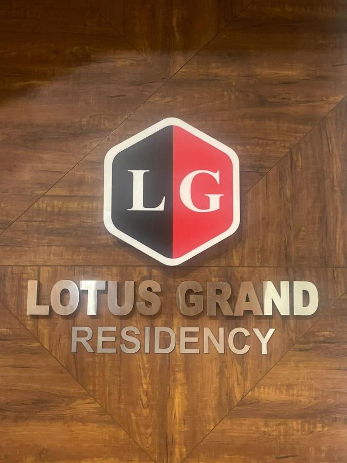 Lotus Grand Residency Hotel Angadipuram Luaran gambar